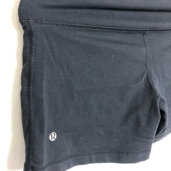 Lululemon Black shorts sz8 - Picture 4 of 4